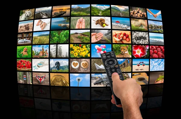 Grande parete video di trasmissione multimediale con telecomando — Foto Stock