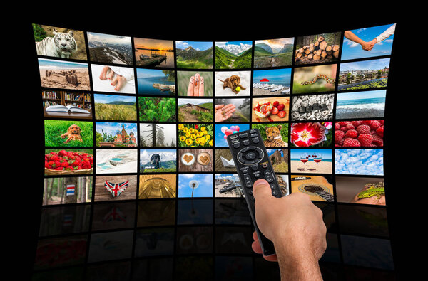 Big multimedia broadcast video wall with remote control