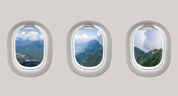 Widok góry w Rosji z okien samolotu — Zdjęcie stockowe