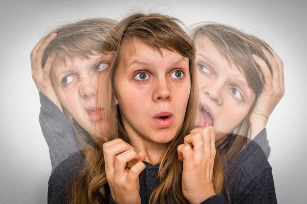 Mujer con personalidad dividida sufre de esquizofrenia — Foto de Stock