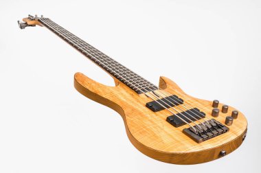 Beyaz izole elektrik bas gitar