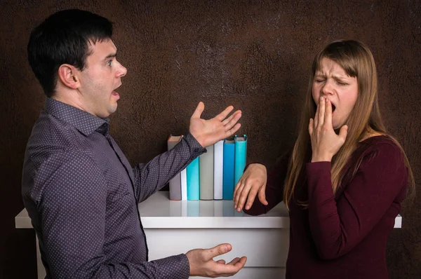 Pareja discutiendo - concepto de disputa familiar — Foto de Stock