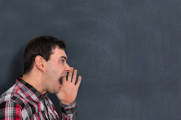 Hombre frustrado está gritando en clase — Foto de Stock