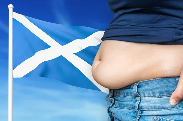 Obesity problem in Scotland. Overweight woman on background. — Stock Photo, Image