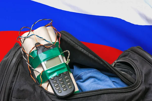 Terroranschlag in Russland. schwarze Tasche mit Bombe. — Stockfoto