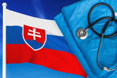 Slovakya 'da sağlık hizmetleri. Steteskop ve tıbbi üniforma..