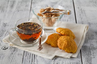 Mısır unu bisküvi ve bitkisel çay