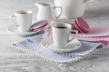 coffeeon retro vintage ahşap masa oturma odasında fincan. Tembel 