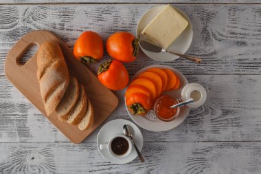 Trabzon hurması reçel ile Kahvaltı