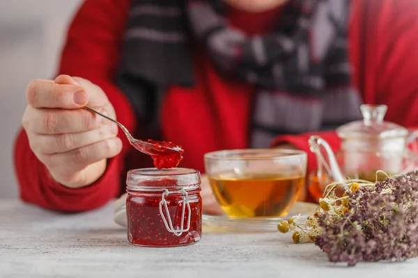 O engarrafamento frutado em colher — Fotografia de Stock