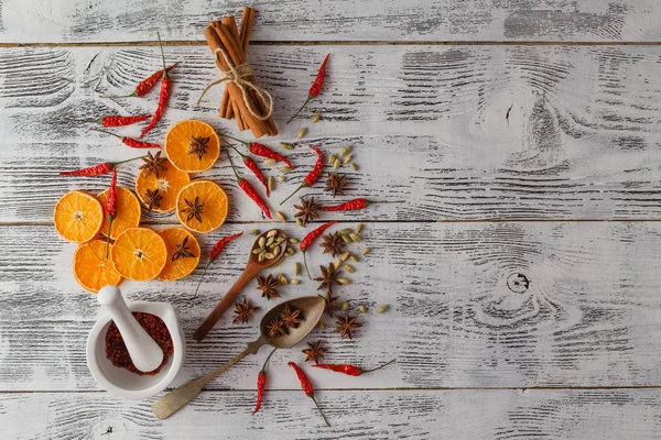 Baharatlı Noel arka plan. pişirme yemek pişirmek için malzemeler