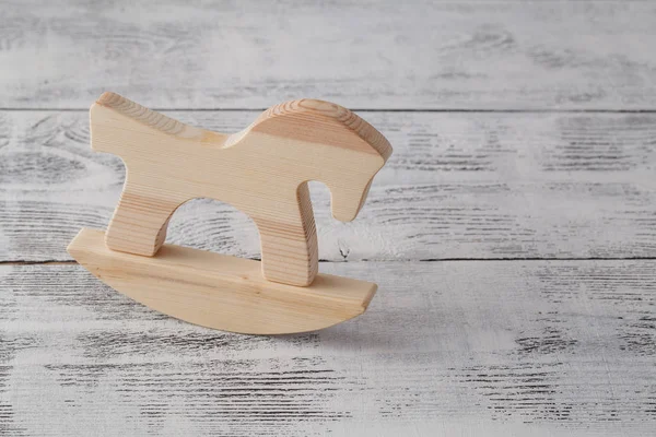 tahta at, çocuk oyuncak