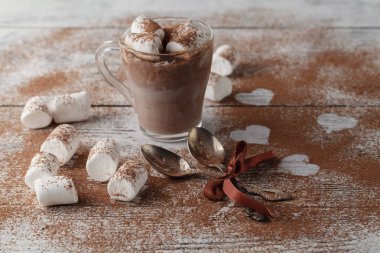 İrmik kakao kalp şeklinde üst