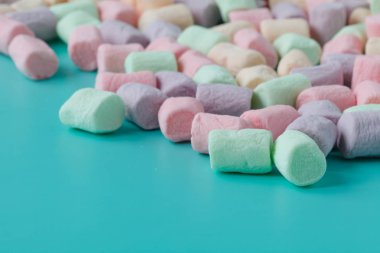 Gökkuşağı şekerlemeleri, Pastel renk marshmallow t yakın çekim