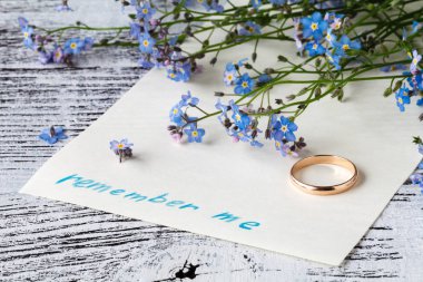 Sayfa defter, işte bir buket korun üzerine bir