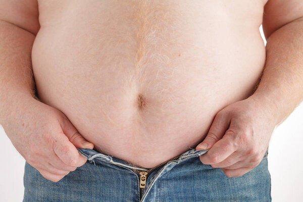 Толстяк с большим животом. Диета