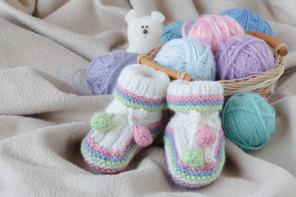 Bebek doğum duyuru yumuşak kumaş üzerine ganimet ile