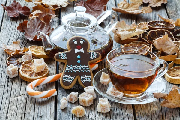 Noel tes şenlikli kuru portakal ile