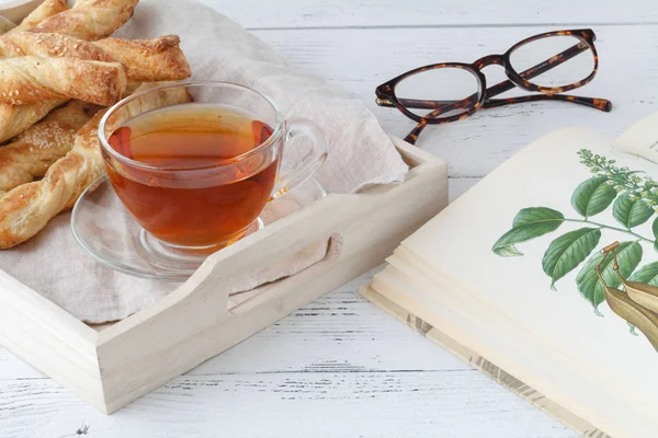 Puf böreği çubukları.