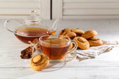 Kabak tarçınlı kurabiye kurabiye ve çay