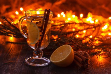 Noel dekorasyon ve aydınlatma