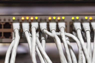 Arka plan ağ sunucuları verilerdeki odaları için oda