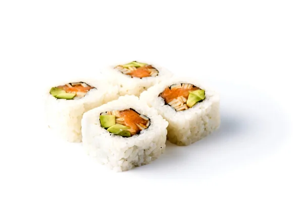 Sushi aislado sobre fondo blanco, Futomak tradicional japonés — Foto de Stock