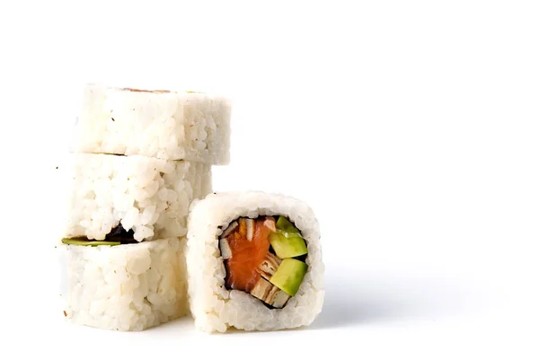 Pocos rollos de sushi aislados en blanco — Foto de Stock