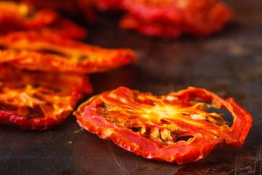 kırmızı domates Kurutulmuş