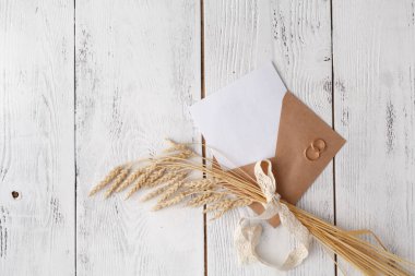 Boş mektup zanaat zarf ile