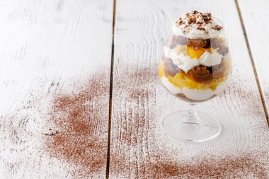 Kahvaltıda taze portakallı ıvır zıvır 