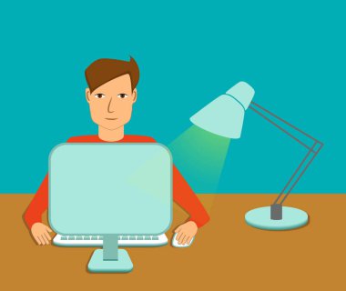 masaüstü bilgisayarda çalışan adam