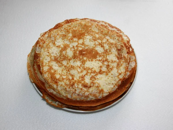 Stack of pancakes on plate - russian traditional food. — Stock Photo, Image