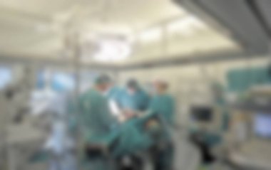 Ameliyat ekibi tiyatro bulanık hastanede hasta ameliyat.