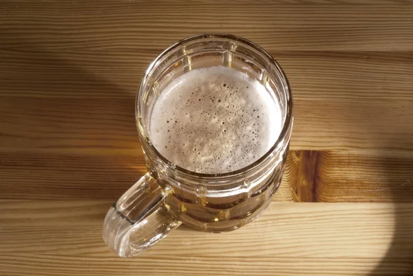 Tazza fredda di birra — Foto Stock