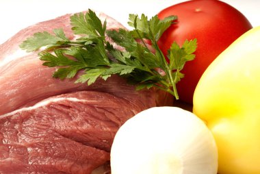 beyaz zemin üzerine bal ile gemide çiğ taze et