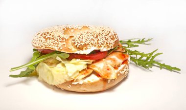 Büyük taze simit sandviç