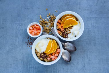 Kahvaltı yoğurt kaseler