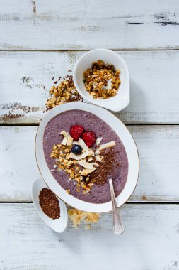 Kase berry güler yüzlü