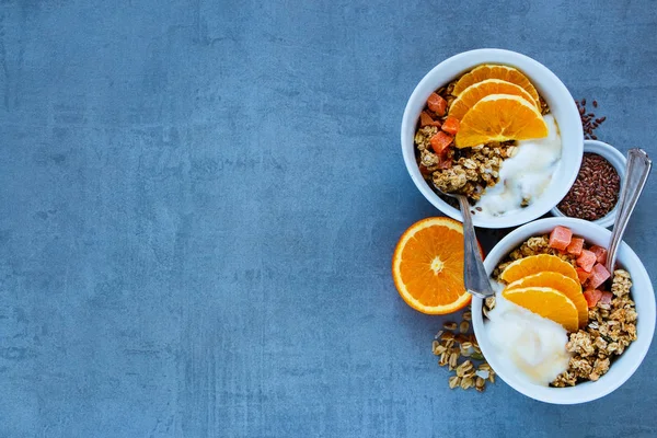 Café da manhã tigelas de iogurte — Fotografia de Stock