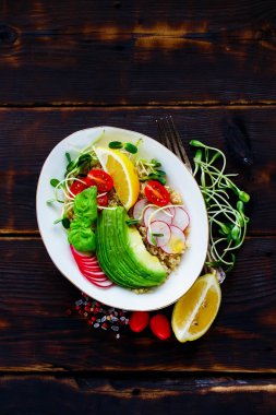 Quinoa salata inbowl