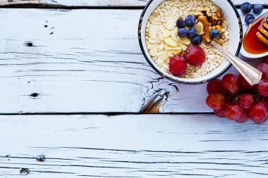 Kahvaltı için Quinoa pul