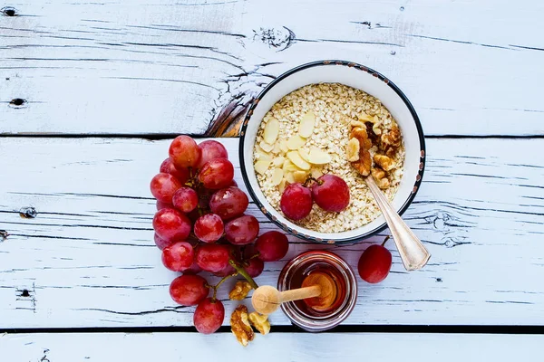 Flocos de quinoa para pequeno-almoço — Fotografia de Stock