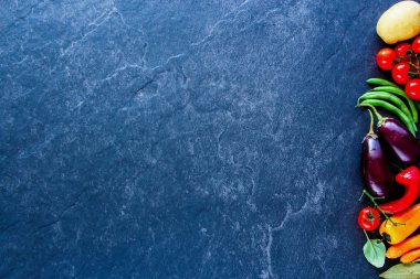 Taze işlenmemiş sebze