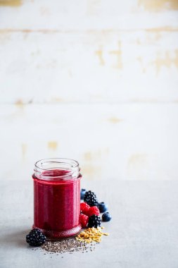 lezzetli berry güler yüzlü