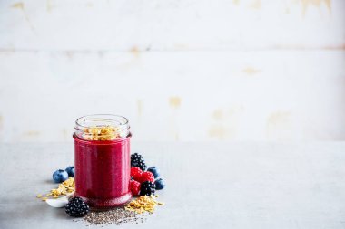 lezzetli berry güler yüzlü