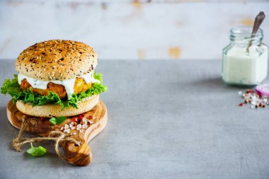 sağlıklı vejetaryen burger