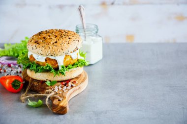 sağlıklı vejetaryen burger