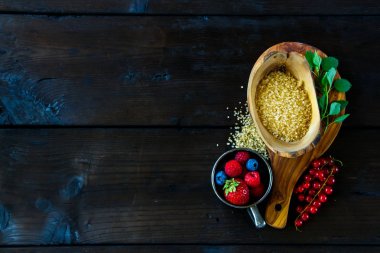 Berry reçel için malzemeler