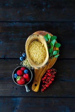 Berry reçel için malzemeler